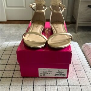 Lilly Pulitzer Laura Gold Metallic Sandals, size 6